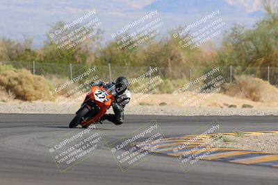 media/Nov-05-2022-SoCal Trackdays (Sat) [[f8d9b725ab]]/Turn 2 (1120am)/